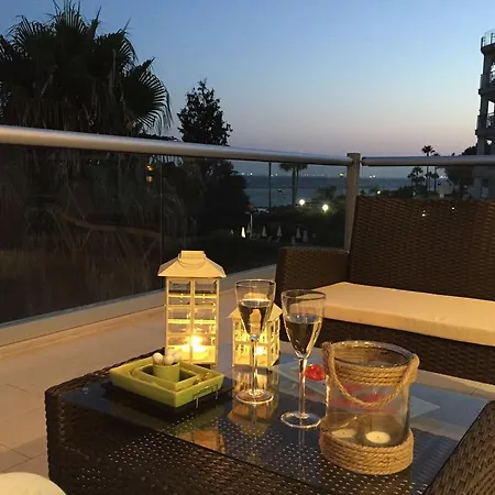 River 201 On The Beach Διαμέρισμα Λεμεσός